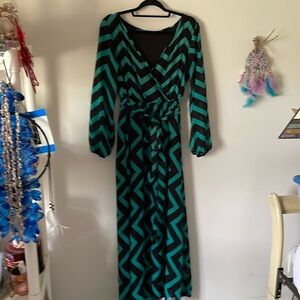 Expresso long sleeve maxi  size L teal and black striped dress